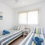 Frontline Playa Vistas With Pool, Parking, Sea Apartment