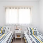 Frontline Playa Vistas With Pool, Parking, Sea Los Cristianos (Tenerife)